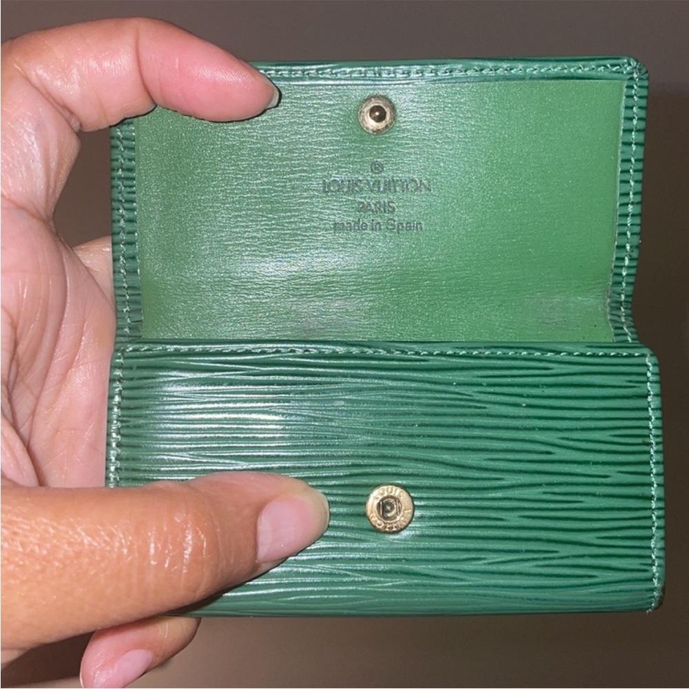Louis Vuitton Authentic Green Epi Leather Key & Card Holder. Vintage EUC - Picture 2 of 5